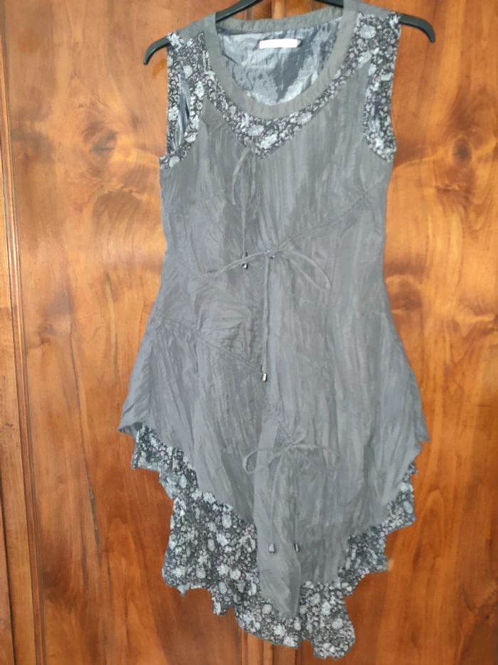 Robe fantaisie t 42 - photo numéro 5