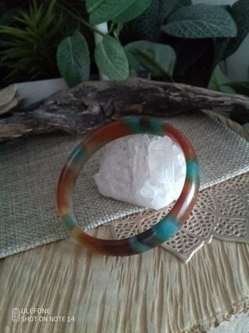 Bracelet jonc de jade , pierre naturelle