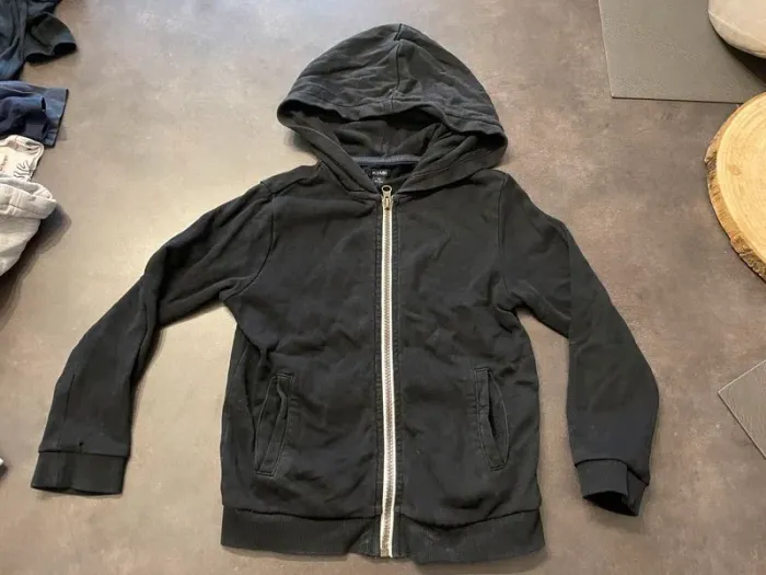 Lot de pulls taille 5 ans - photo numéro 4