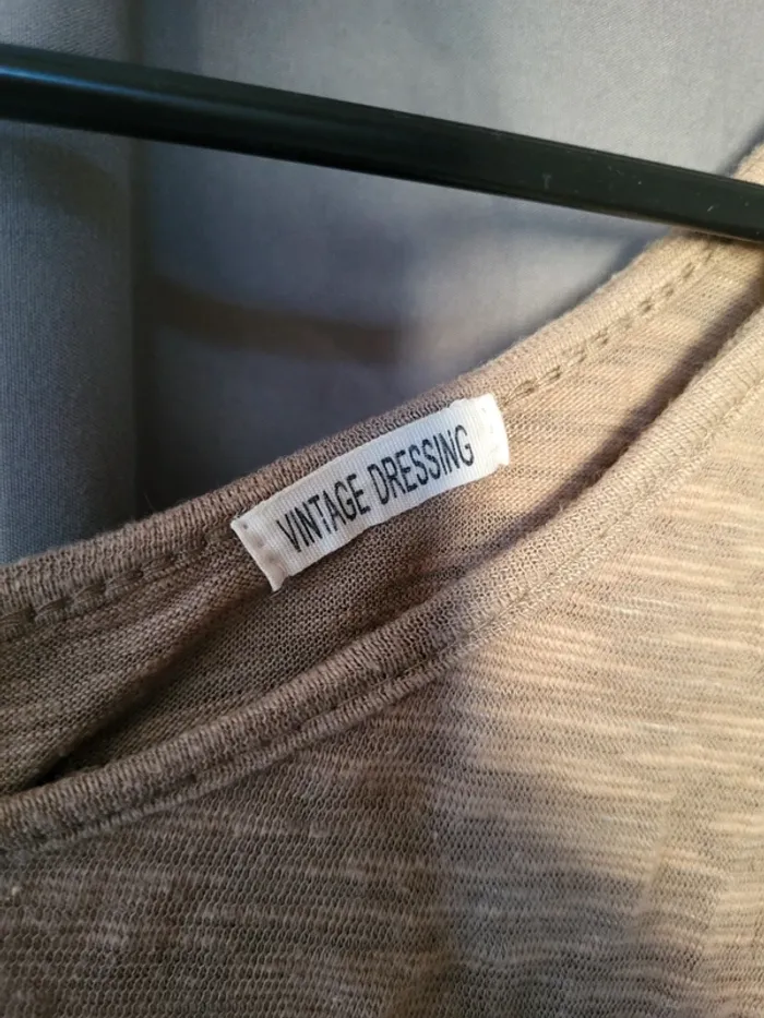 T-shirt nœuds dans le dos - photo numéro 3