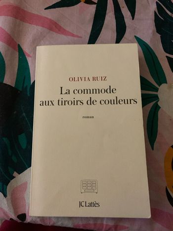 La commode aux tiroirs de couleurs