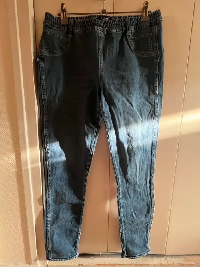 Pantalon taille L