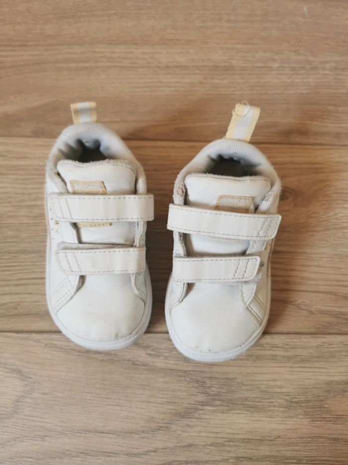 Baskets fleuries puma taille 22 - photo numéro 2