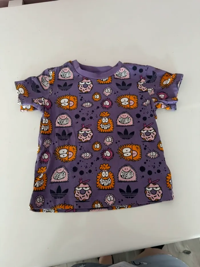 Thee shirt addidas