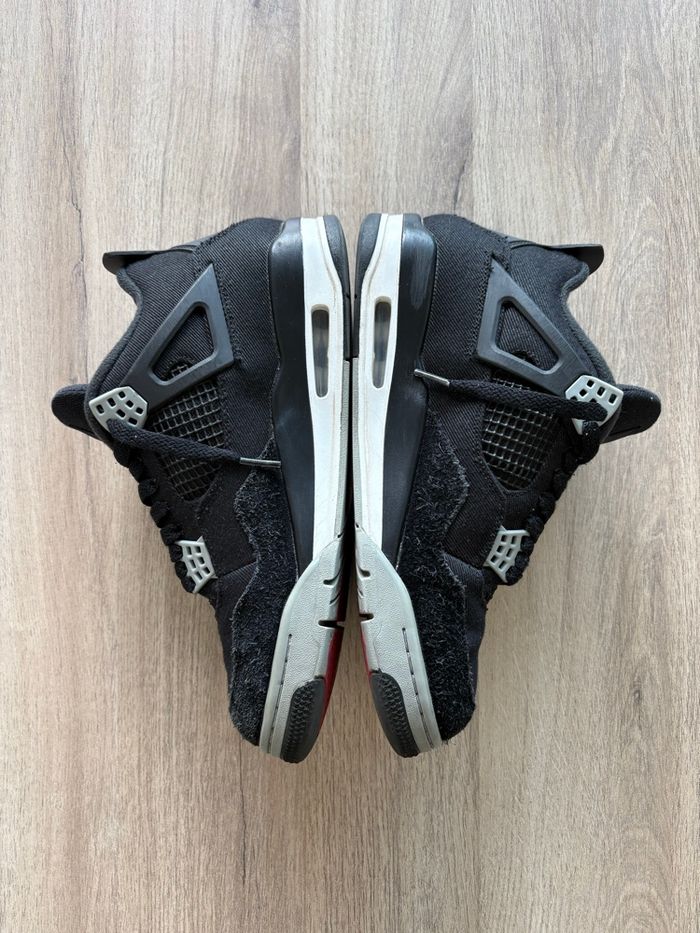 Jordan 4 - photo numéro 2