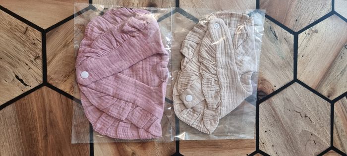 Lot de 4 Bavoirs bébé en coton neuf - photo numéro 3