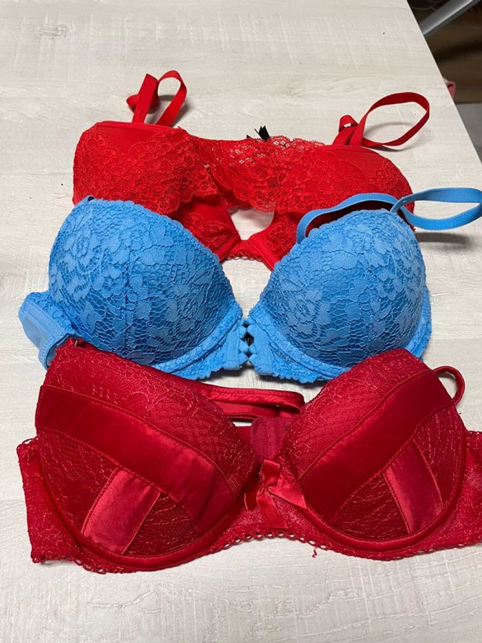 Lot soutien gorge Undiz 85B - photo numéro 2
