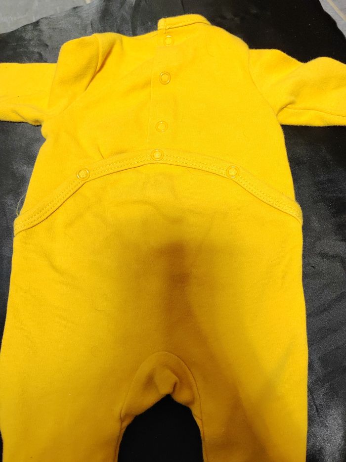 Pyjama lèger 1 mois ( disney baby) - photo numéro 4