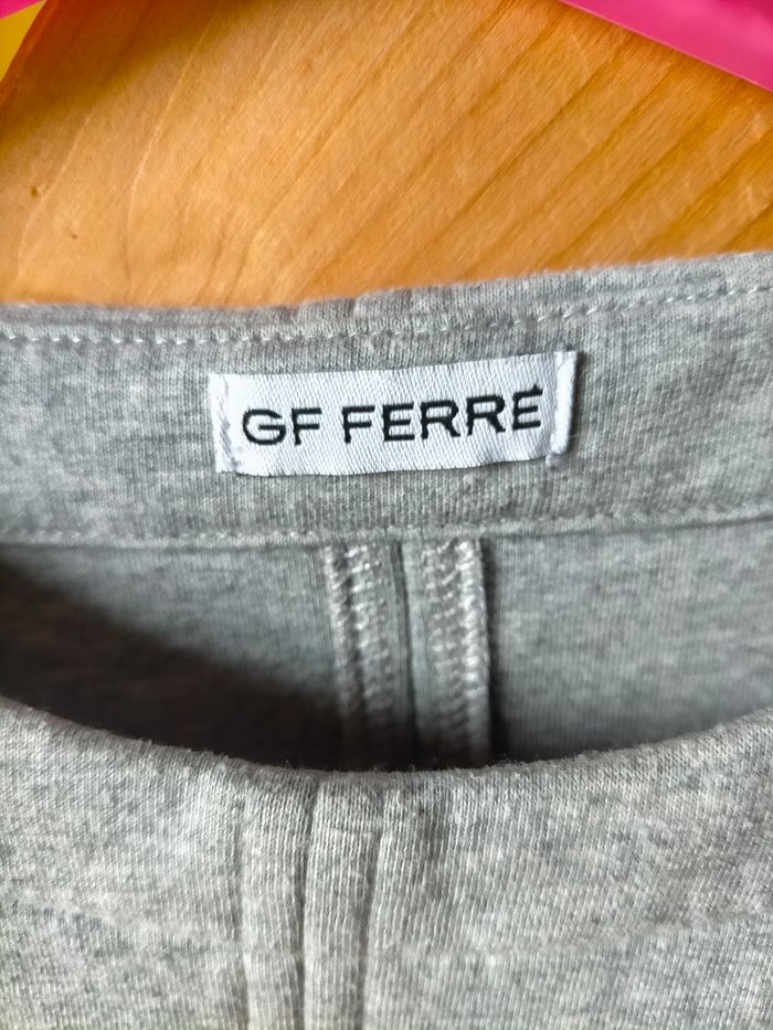 Superbe robe Gianfranco Ferré 6 ans - photo numéro 3