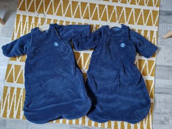 Deux gigoteuses vertbaudet