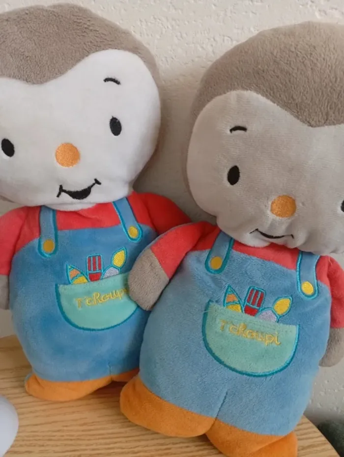 Lot peluches tchoupis classiques dessin animé T'choupi et doudou - photo numéro 2