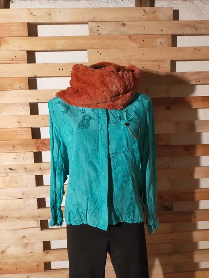 Tour de cou très doux - photo numéro 3