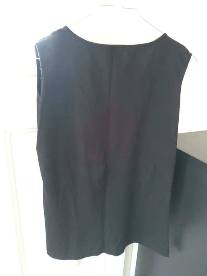 Débardeur noir encolure dentelle - photo numéro 2