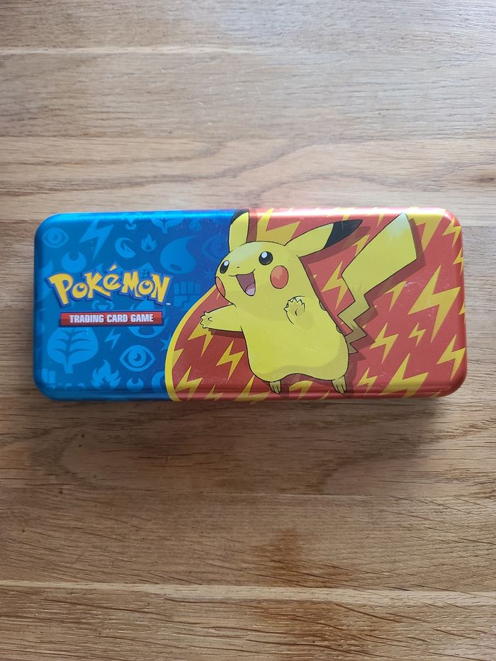 Lot de 60 cartes pokemon