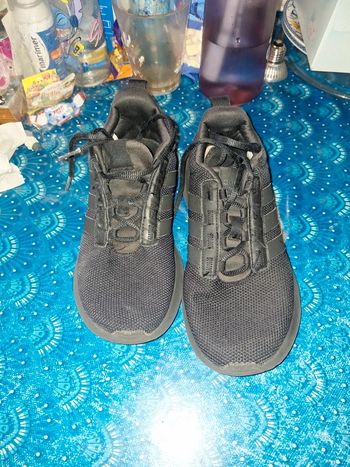 Basket adidas noir 36.5 mixte