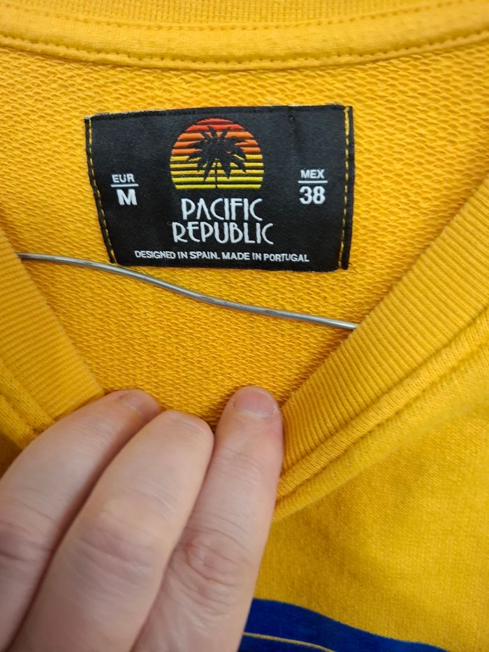 Sweat pacific republic taille M - photo numéro 2