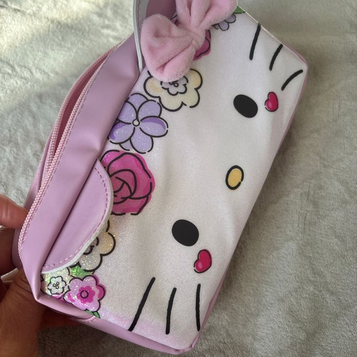 Trousse hello Kitty - photo numéro 4