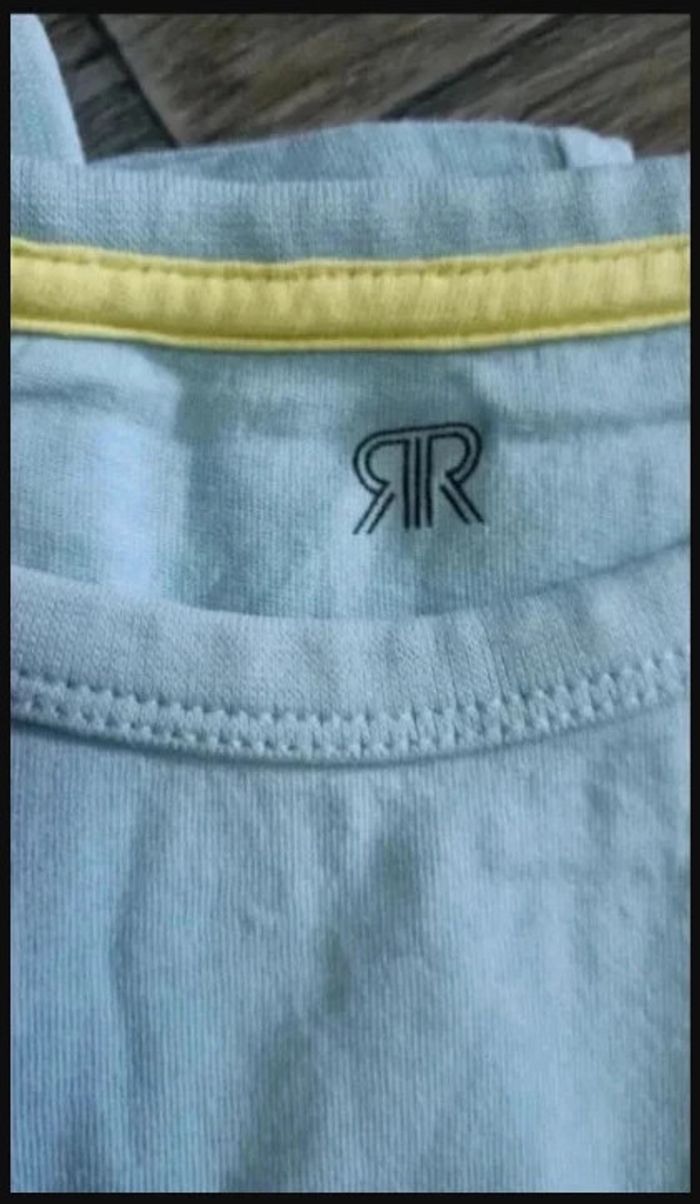 lot de 2 t-shirts manches courtes débardeur marcel 8 ans / 128 cm·Très bon état·La Redoute - photo numéro 3