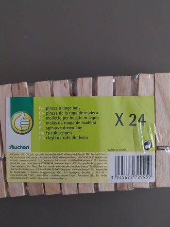 Lot de pinces à linge en bois