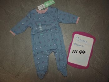 pyjama obaibi taille 9 mois neuf