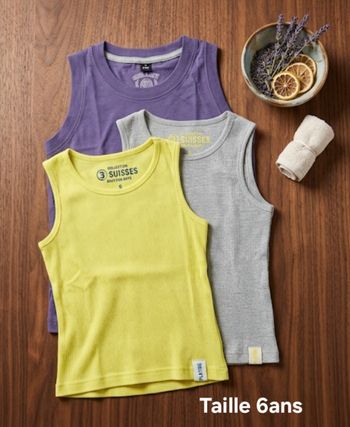 3 débardeurs taille 6ans