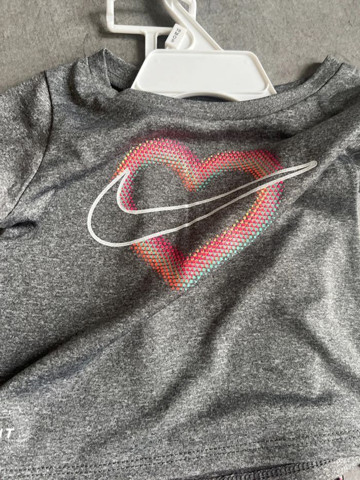 Ensemble Nike - photo numéro 2
