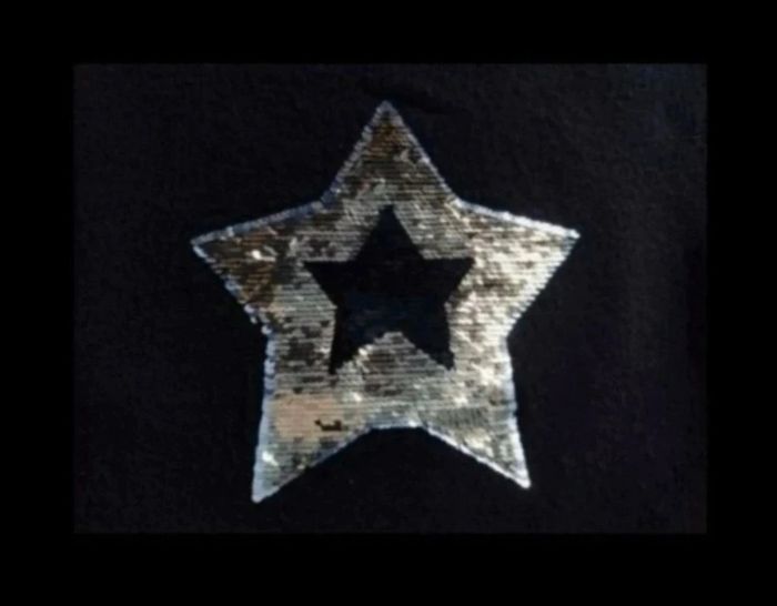 Pull noir - photo numéro 7