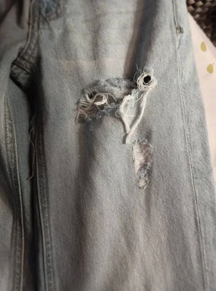 Jean troué  mango  xxs  neuf - photo numéro 3
