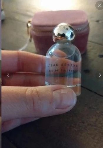 Parfum neuf et étui pochette sezane
