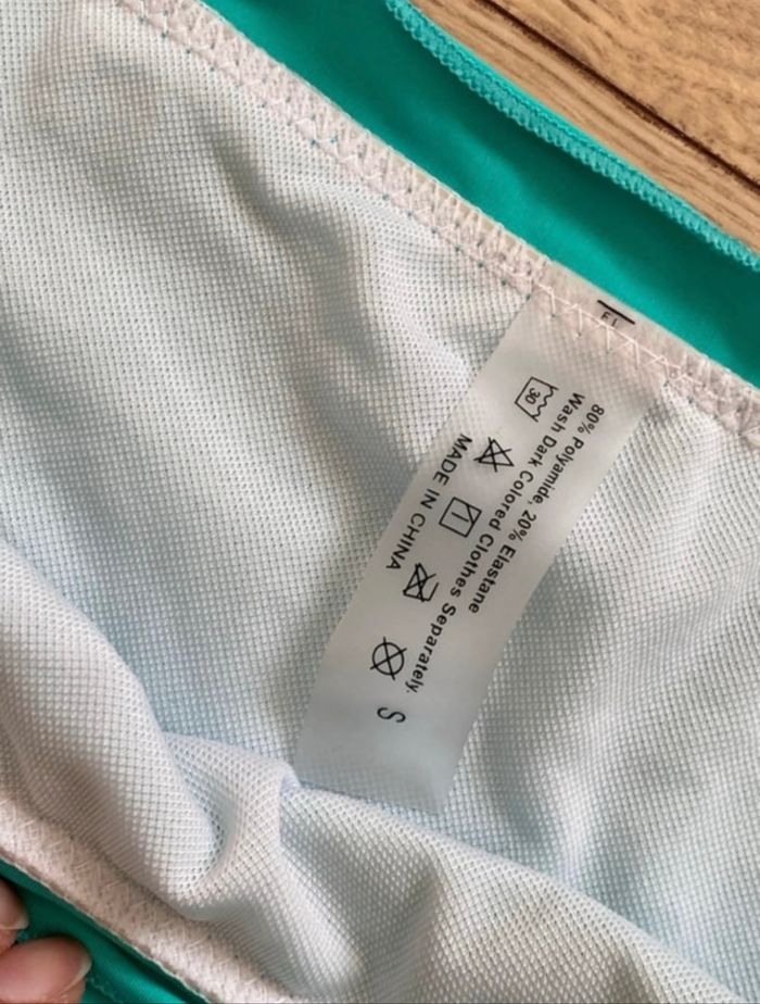 Maillot de bain turquoise - photo numéro 2