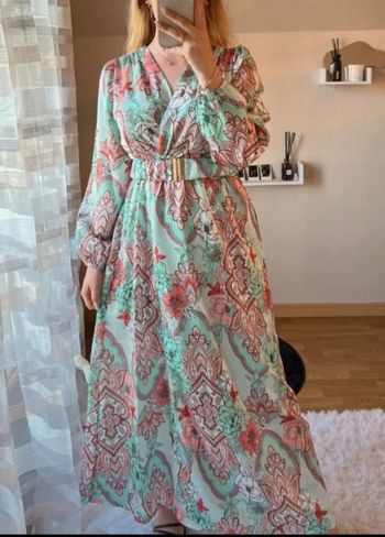 Robe longue avec ceinture