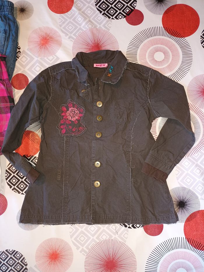 Lot 11 vêtements 👧 taille 6 ans - photo numéro 4