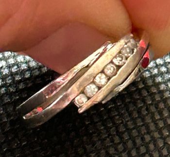 Jolie bague en argent massif avec brillants T. 53 femme TBE