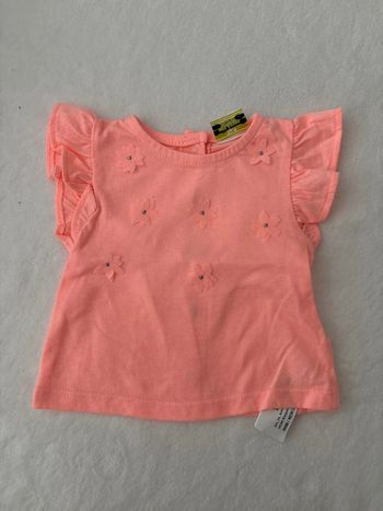 Tee shirt fleurs rose 3 mois