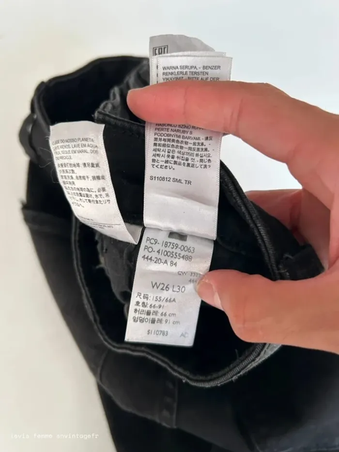 Jean Levi's Femme Noir | 725 High Rise Bootcut | Taille W26 L30 FR36 | Très Bon État | BP15 - photo numéro 9