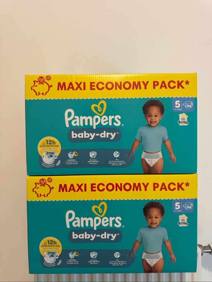 Les couches Pampers taille 5 en baby dry