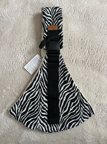 Porte bébé à hanche à sangle réglable