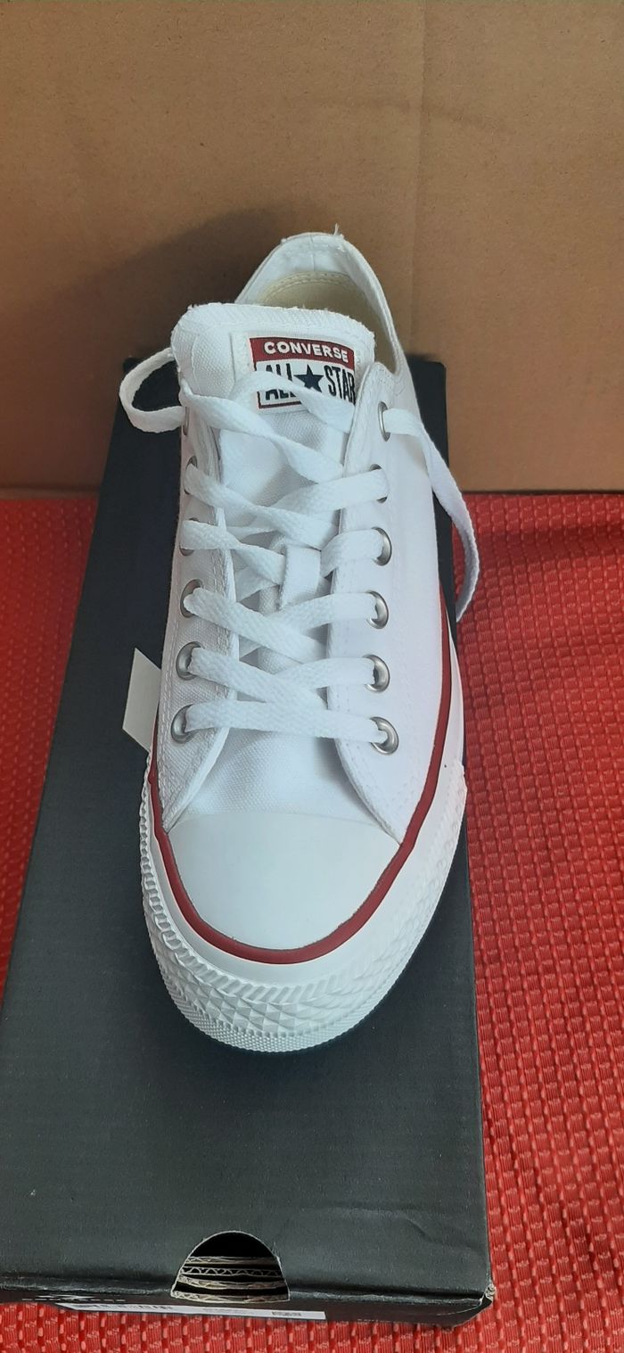 Converse basse blanche - photo numéro 4