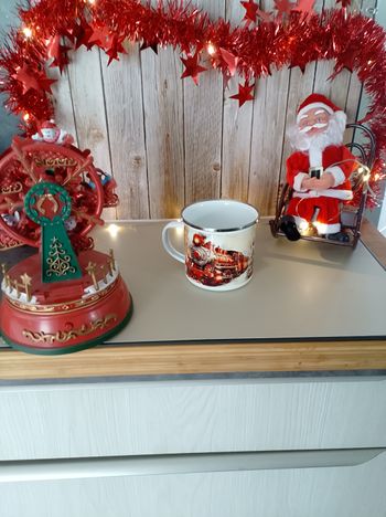 Mug en émail personnalisé