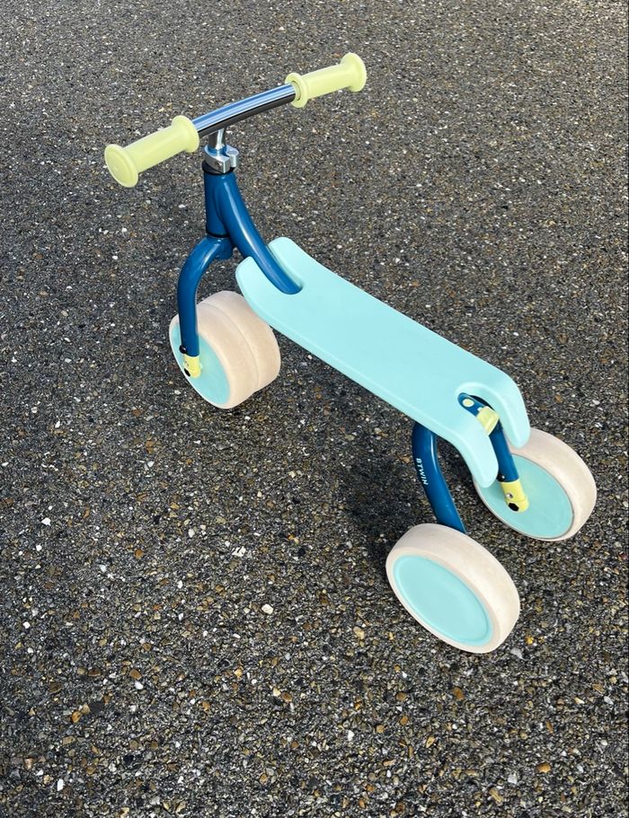 Porteur évolutif draisienne vélo 2en1 Decathlon Btwin bleu crème
