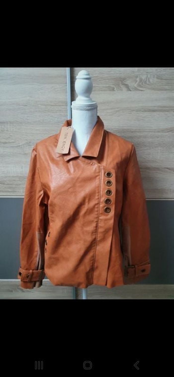 Veste en simili Tendency