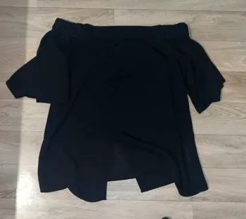 Haut épaule dénuder taille 36