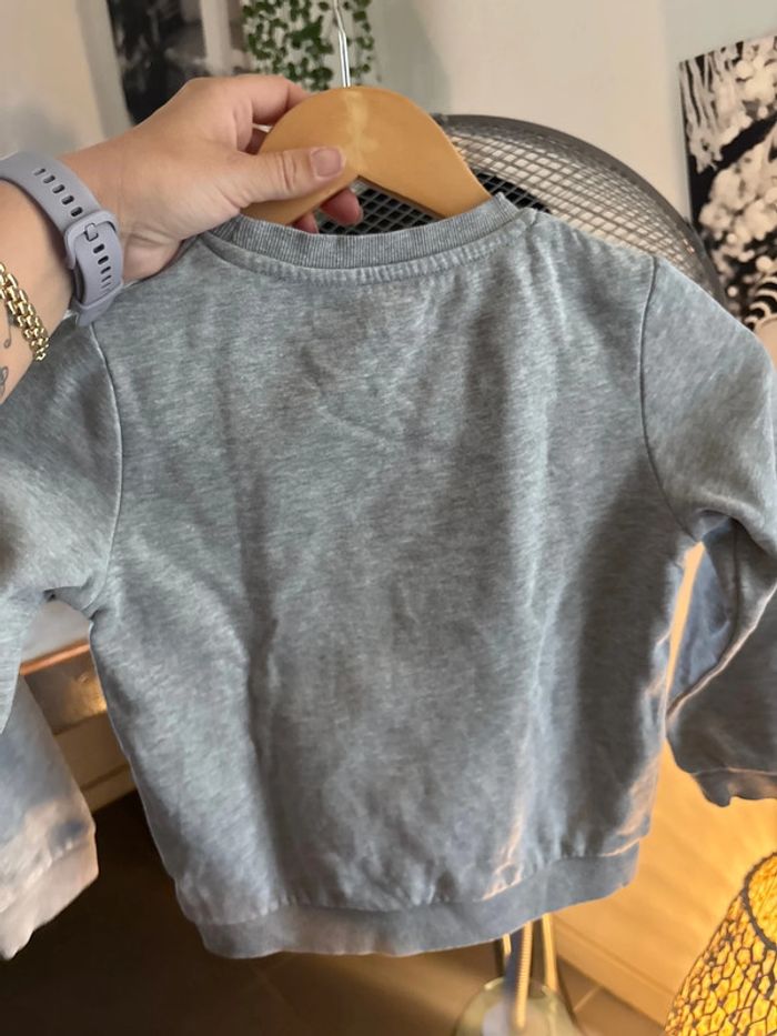 Pull gris - photo numéro 5