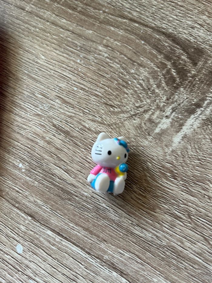Figurine hello kitty - photo numéro 2