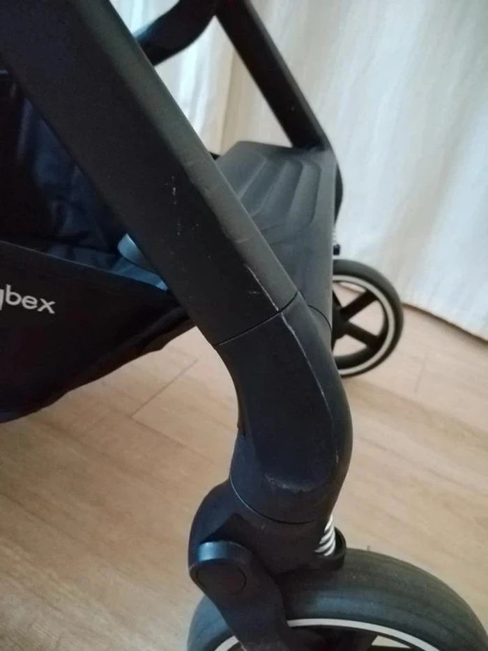 Poussette Cybex balios S lux + cosy B2 i-size + adaptateurs - photo numéro 15