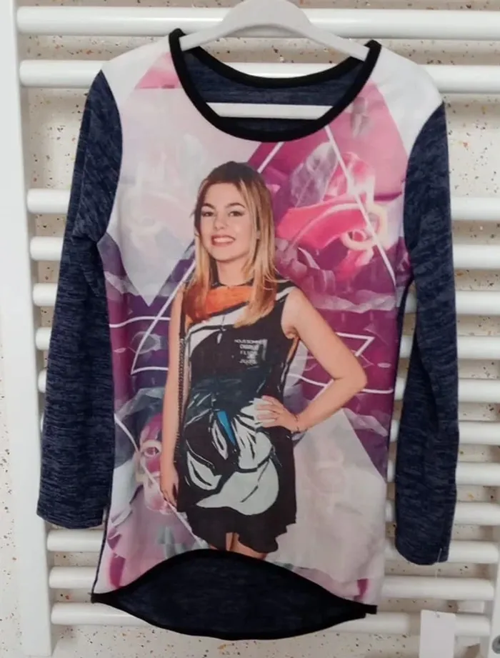 Tee shirt manche longue multicolore motif Louane Taille 8 ans - photo numéro 2