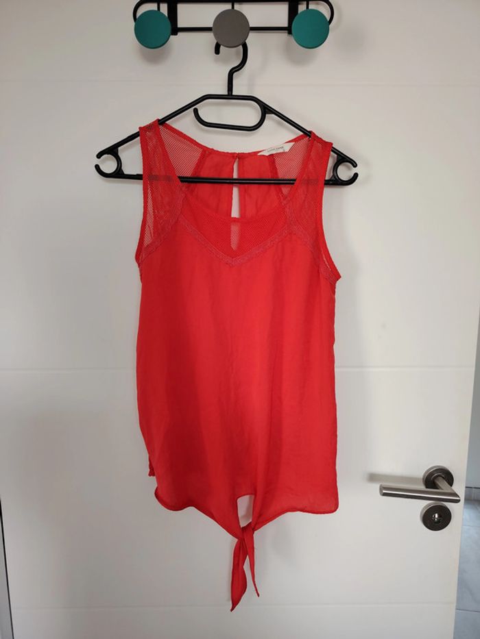 top rouge 34 - photo numéro 2