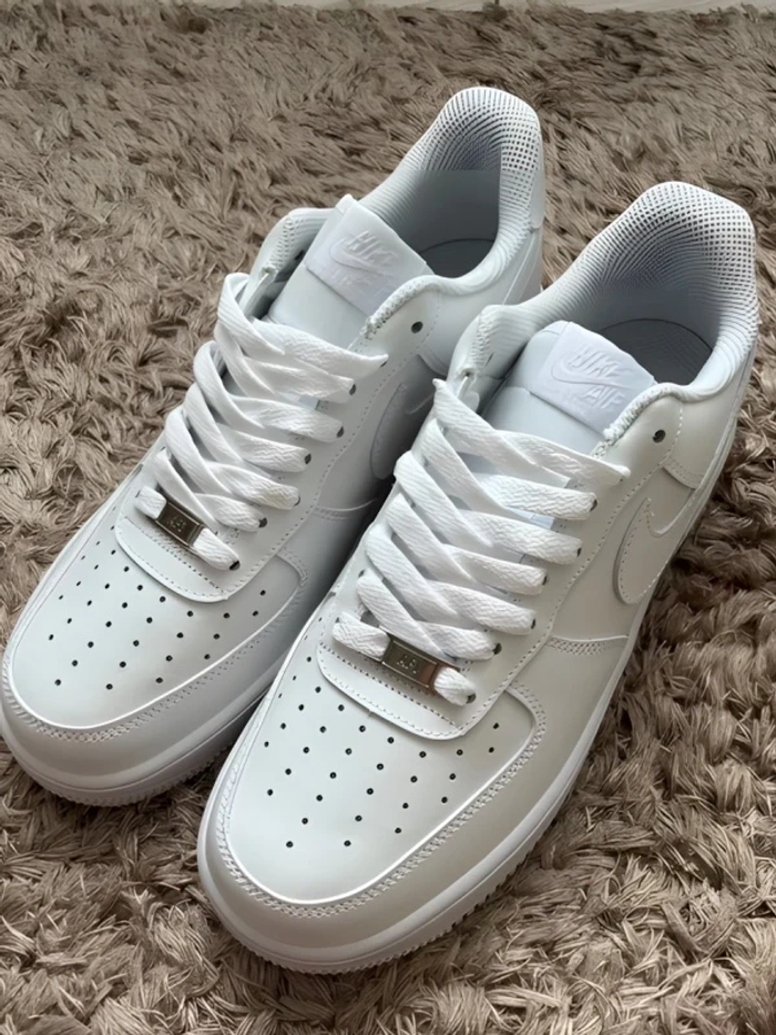 Nike Air Force 1 Low '07 taille 42.5 - photo numéro 2