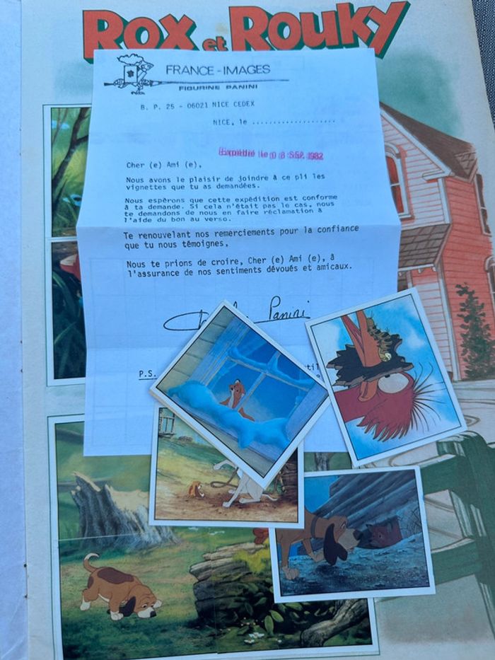 Album vignettes Panini grand format complet ancien Walt Disney Rox et Rouky autocollants - photo numéro 5