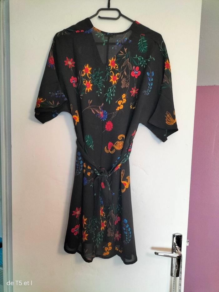Robe vintage avec motifs taille 36 - photo numéro 4